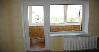 Ремонт балконной двери Якутск, цена от 1004 руб.